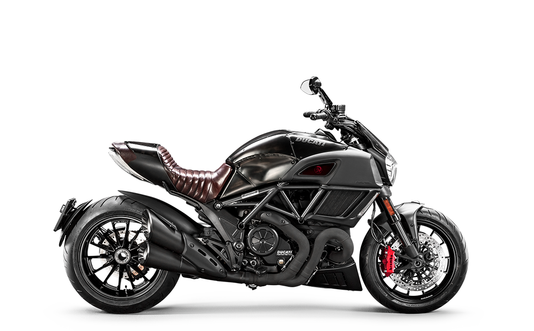 Ducati Diavel – Cruiser yang Menawan dengan Performa Superbike