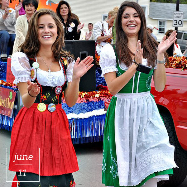 costume dress germany German dress costume traditional dirndl outfit germany oktoberfest clothing folk fashion milkmaid girl woman dresses dirndls google trachten se girls