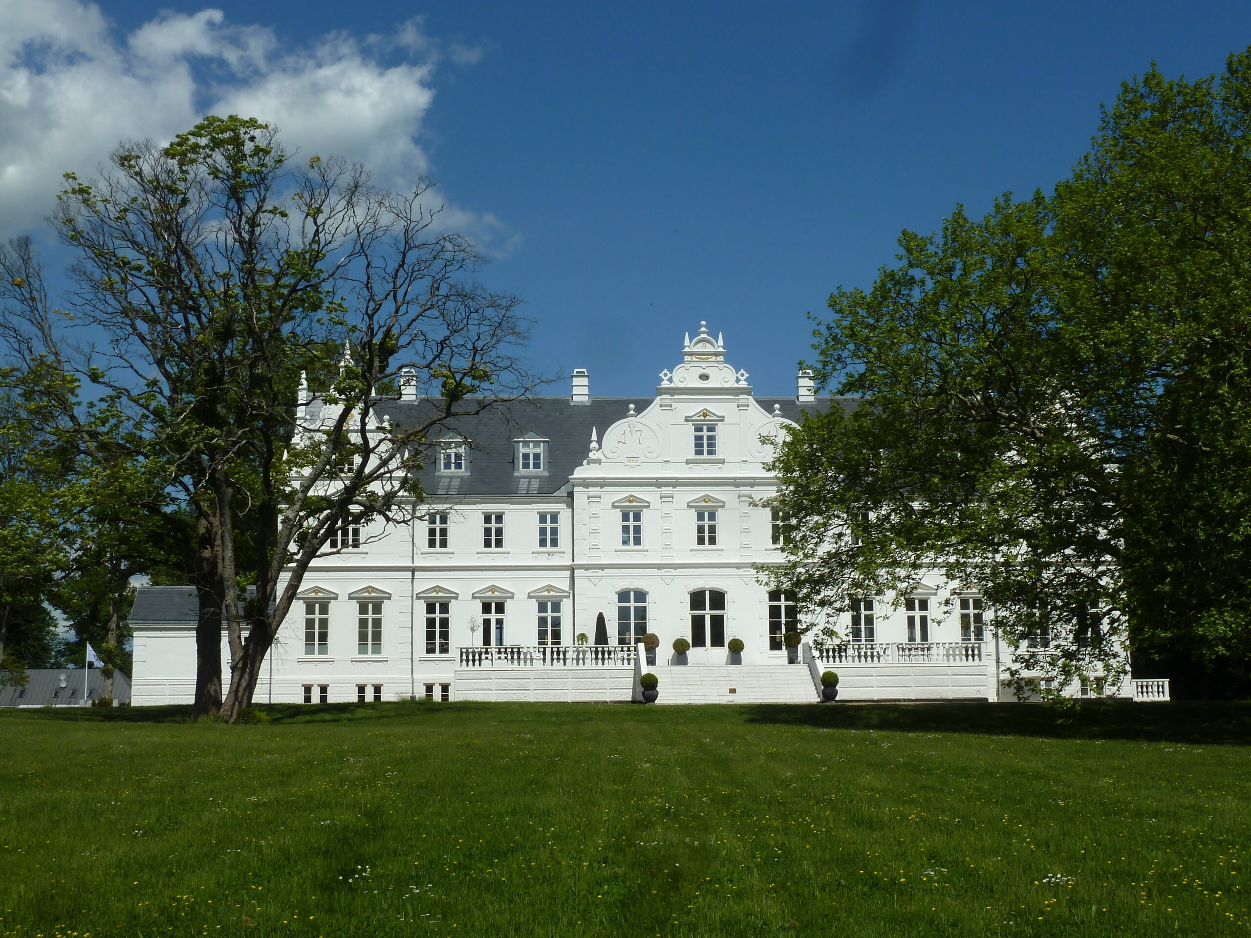 kokkedal slott Kokkedal slot in hørsholm, denmark