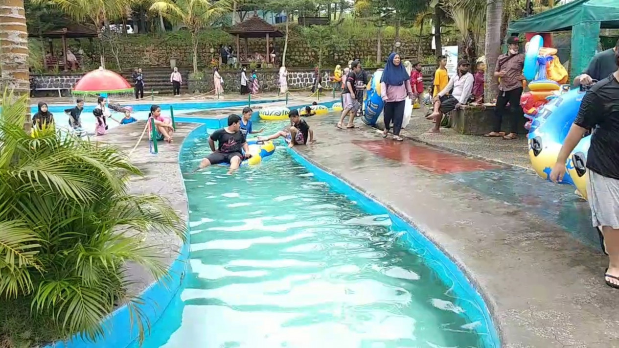 kolam renang kota wisata Kolam renang kuningan keluyuran ini untun adalah jasa